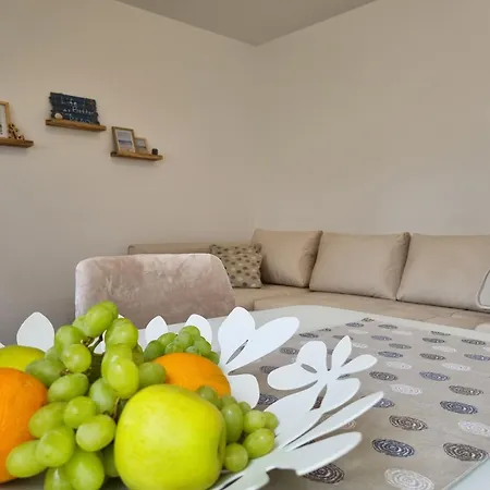 Lucka Apartment