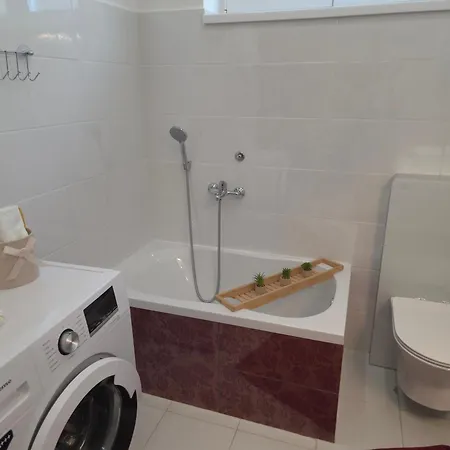 Apartment Lucka Rab Town