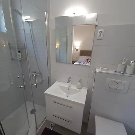 Lucka Apartment Rab Town