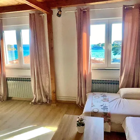 Lucka Apartamento Rab Town